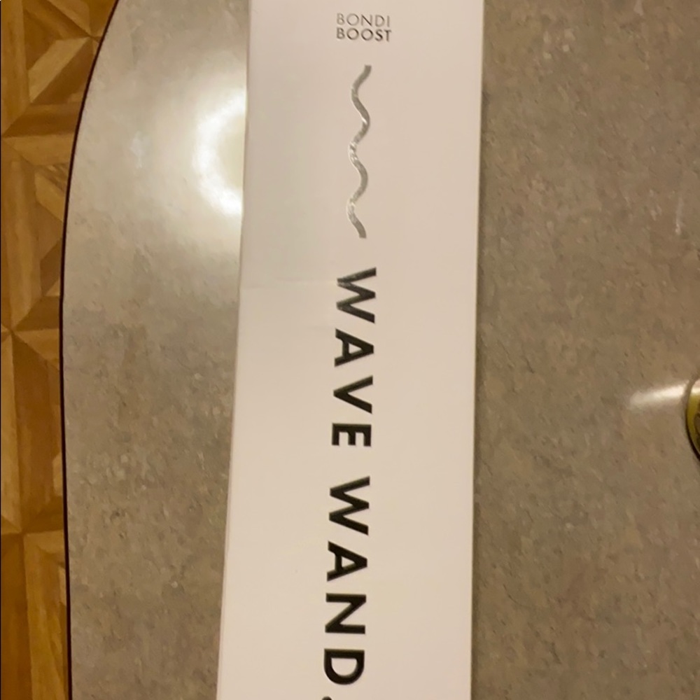 Bondi Boost wave wand